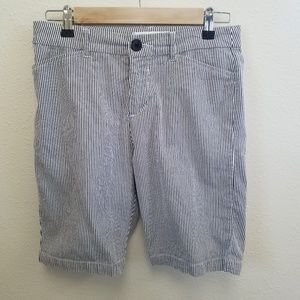 Croft & Barrow - White Shorts Vertical Stripes 6